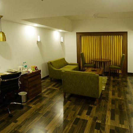 Lemon Tree Hotel Coimbatore Luaran gambar